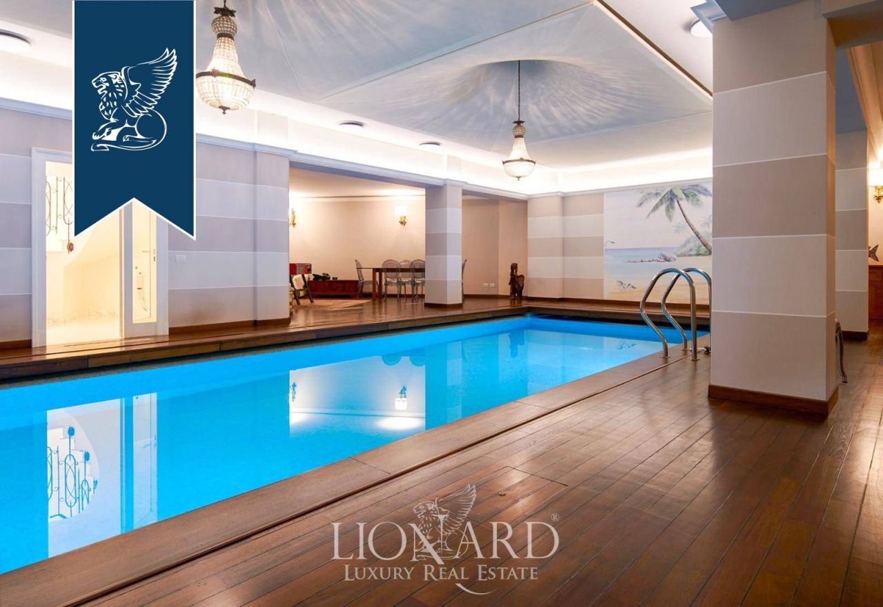 Apartment in Milan, Italy, 730 m² - picture 5