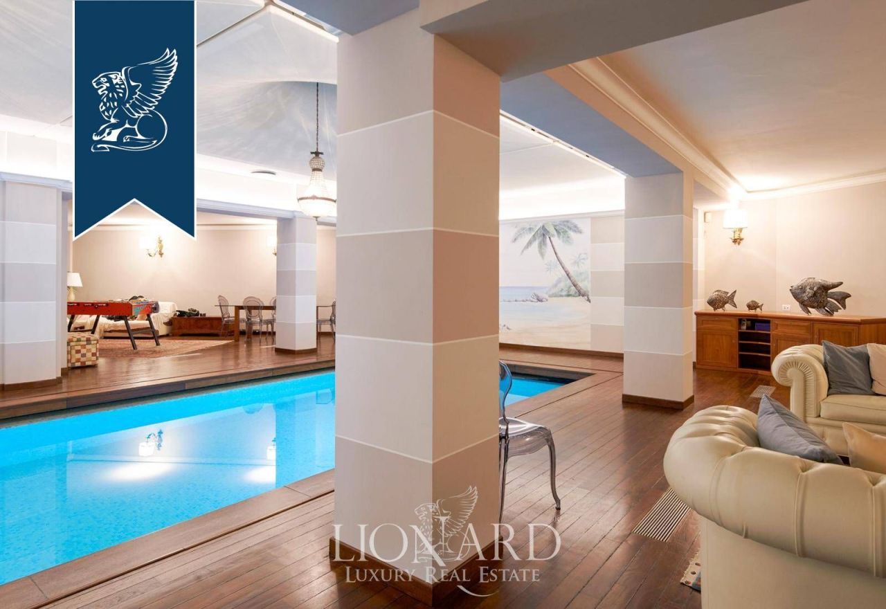 Apartment in Milan, Italy, 730 m² - picture 6