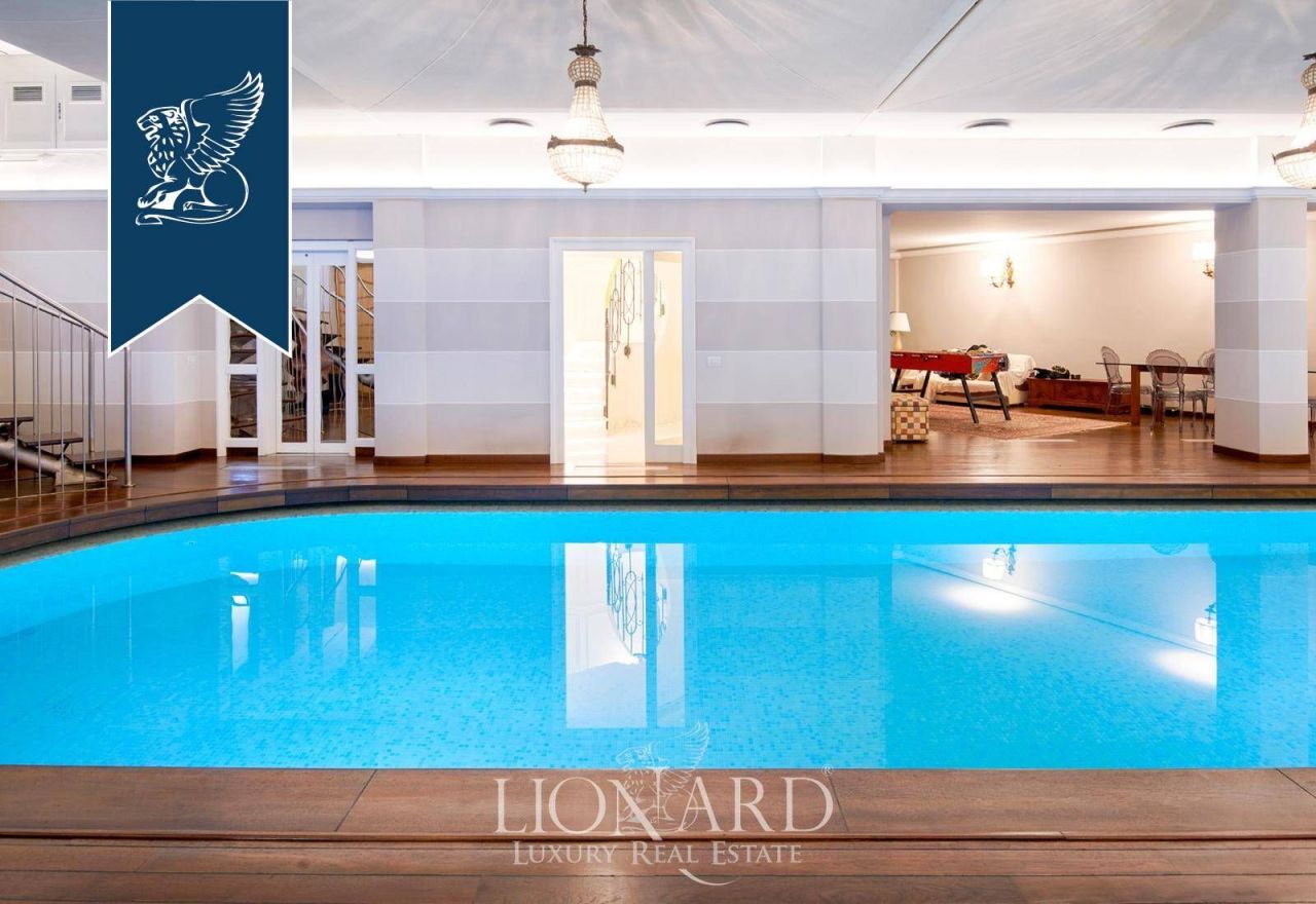 Apartment in Milan, Italy, 730 m² - picture 9