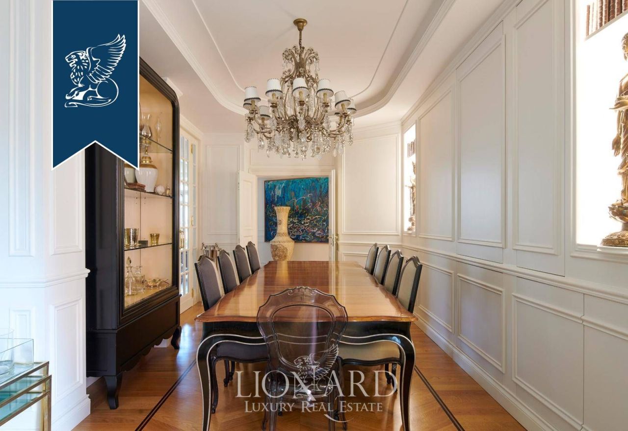 Apartment in Milan, Italy, 730 m² - picture 16