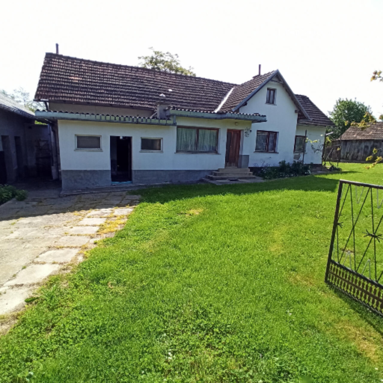 Casa en Malečnik, Eslovenia, 140 m² - imagen 1