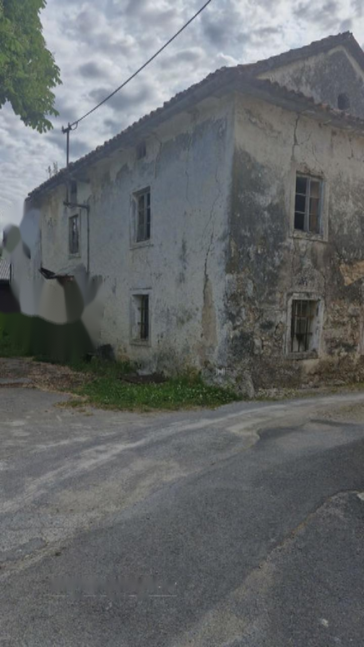 Casa en Ilirska Bistrica, Eslovenia, 165 m² - imagen 1