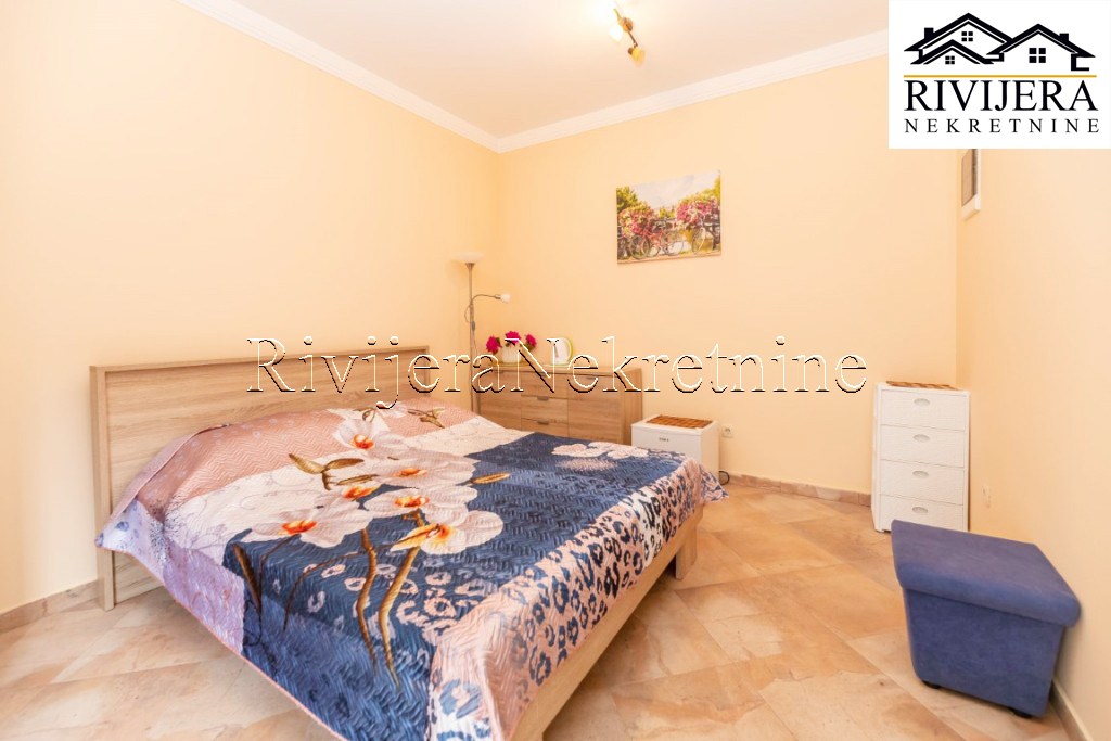 Appartement à Herceg-Novi, Monténégro, 18 m² - image 1