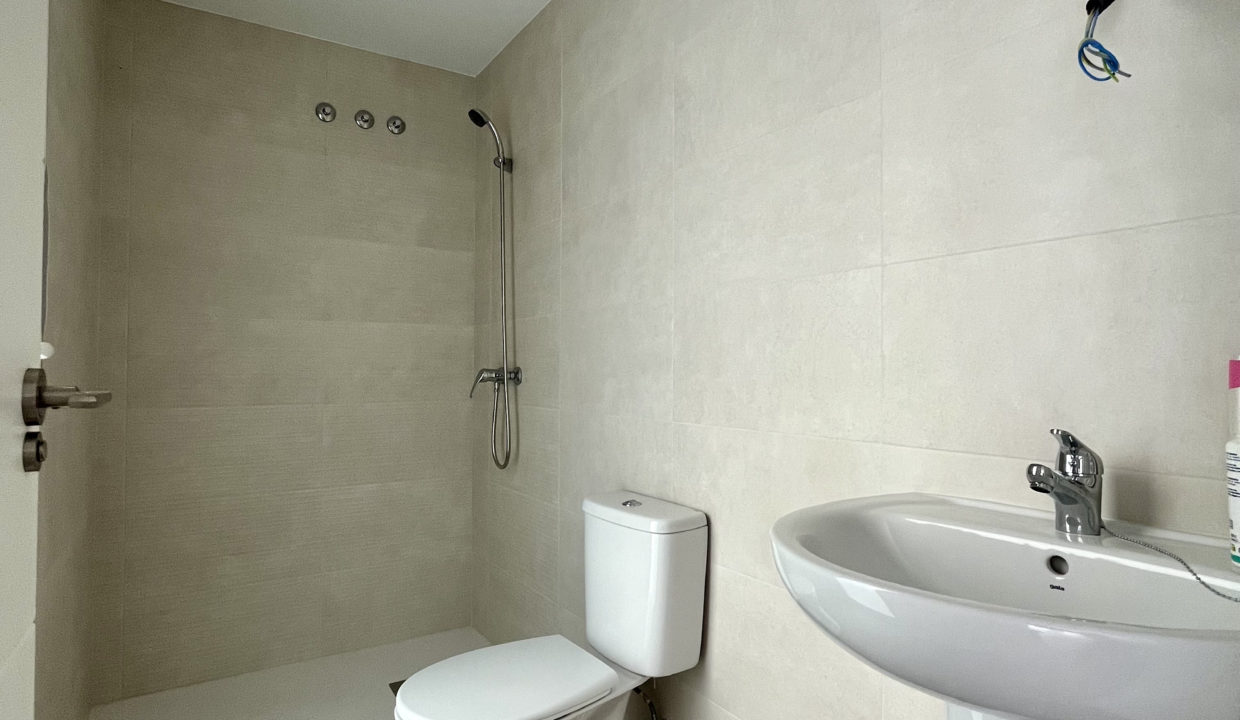 Apartment in Alicante, Spain, 74 m² - picture 4