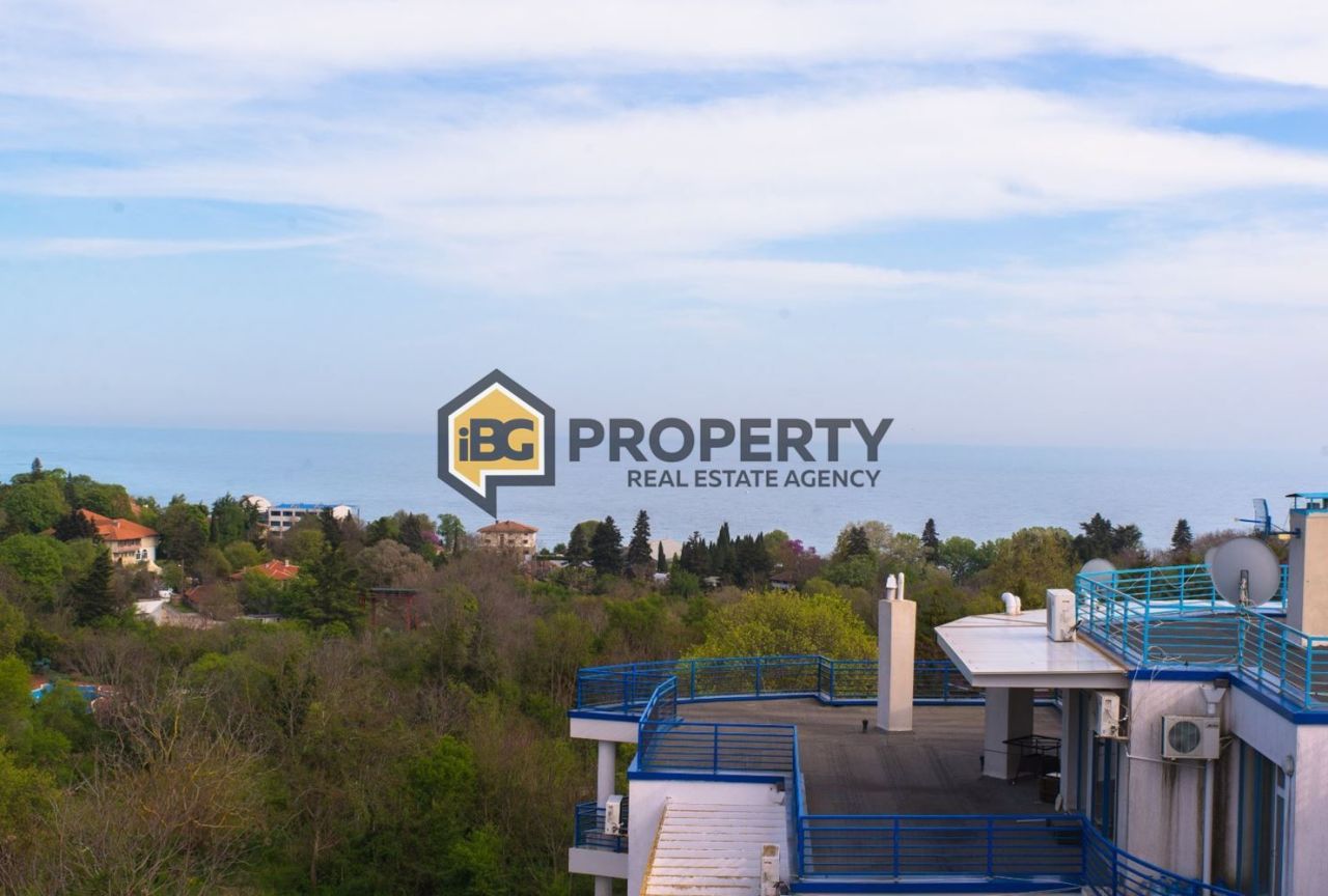 Piso en Balchik, Bulgaria, 90 m² - imagen 1