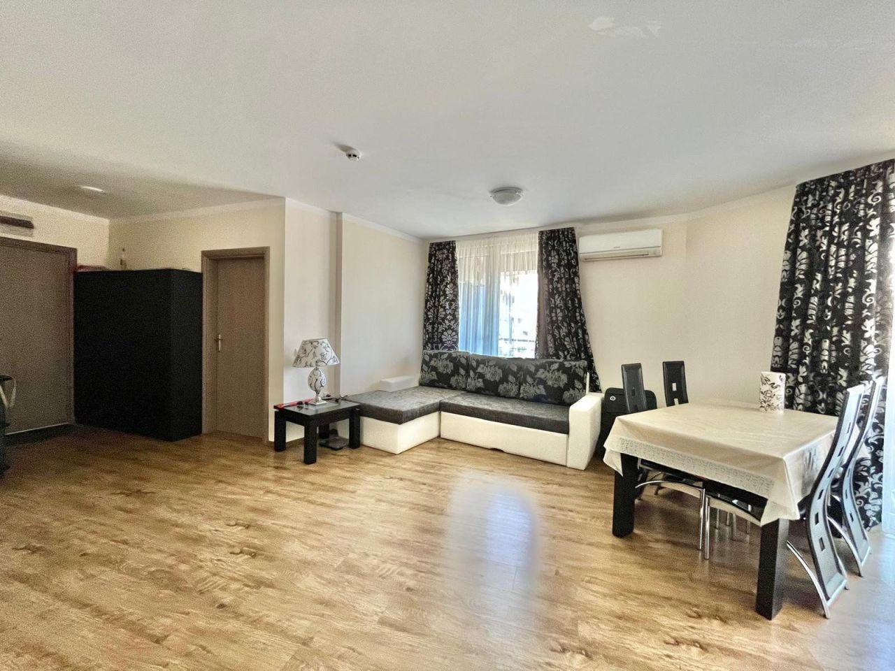 Appartement à Slantchev Briag, Bulgarie, 82 m² - image 3