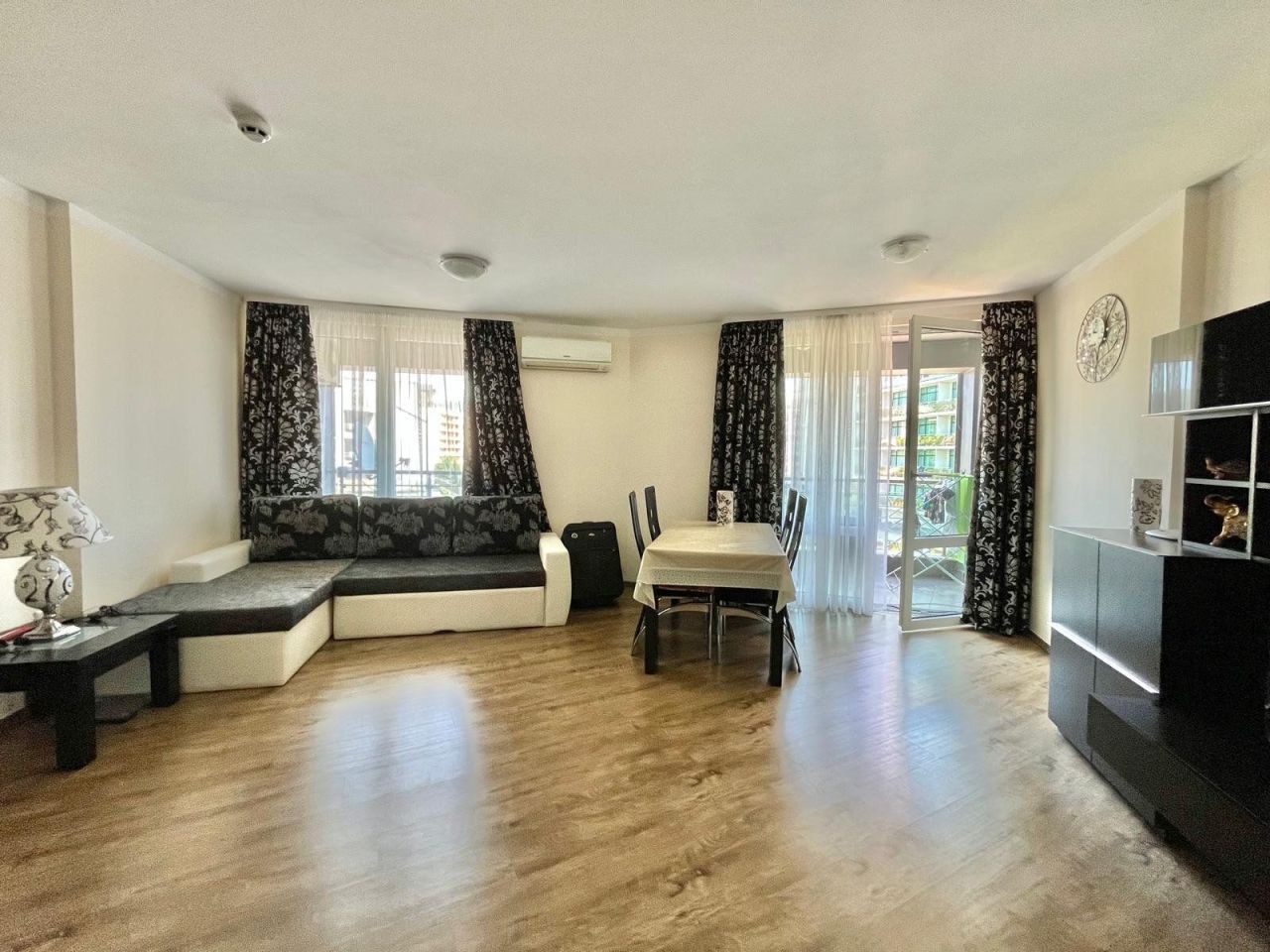 Appartement à Slantchev Briag, Bulgarie, 82 m² - image 9