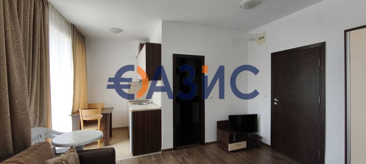 Appartement à Slantchev Briag, Bulgarie, 47.8 m² - image 1
