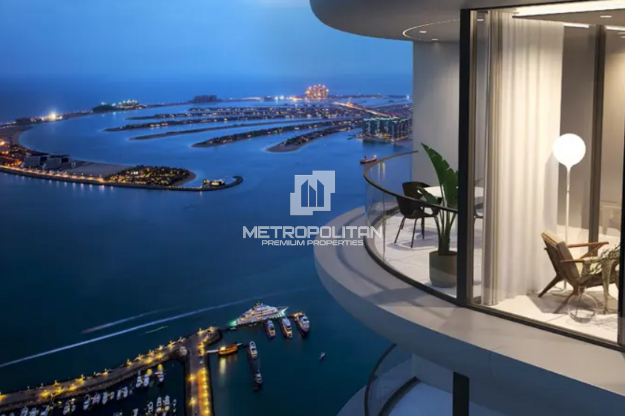 Apartment in Dubai, UAE, 243 m² - picture 1