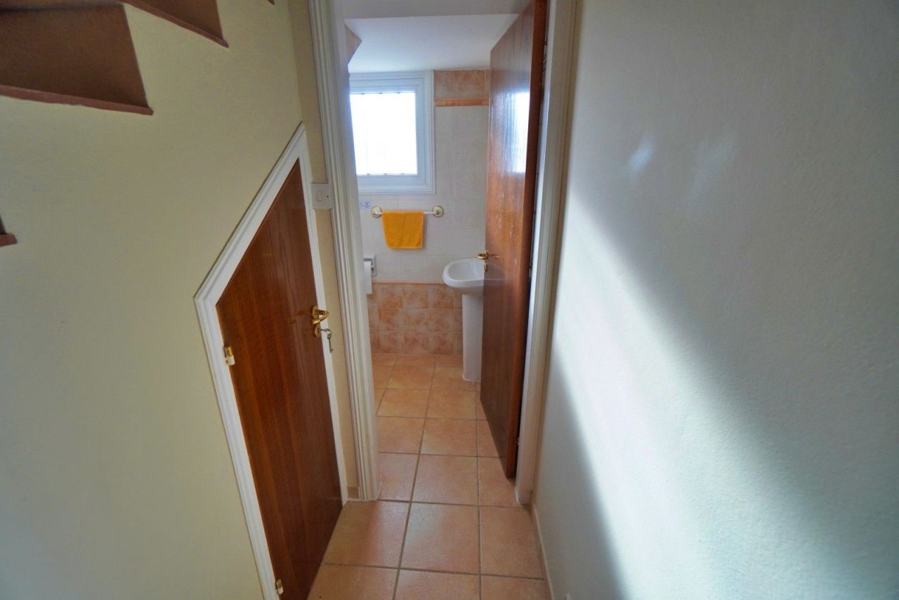 Villa in Larnaca, Cyprus, 182 m² - picture 4