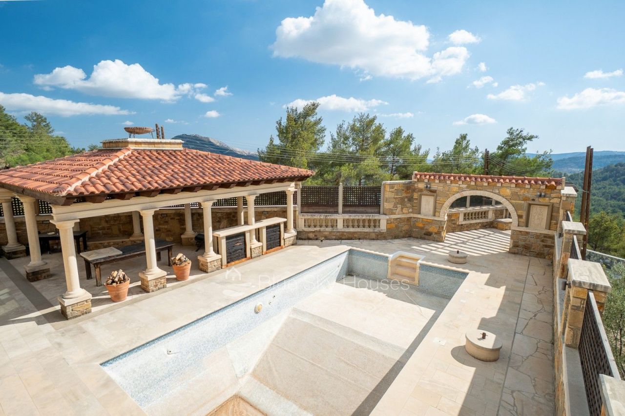 Villa in Limassol, Cyprus, 295 m² - picture 8