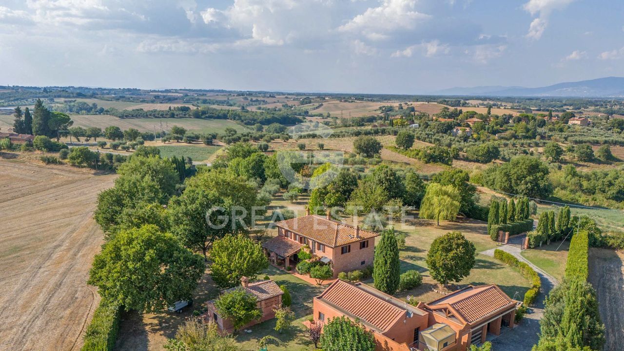 Casa a Castiglione del Lago, Italia, 419.15 m² - foto 2