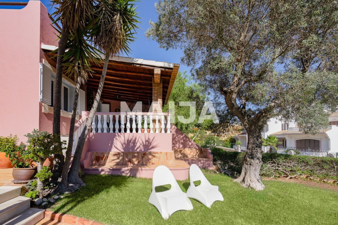 Villa in Portimão, Portugal, 300 m² - Foto 3