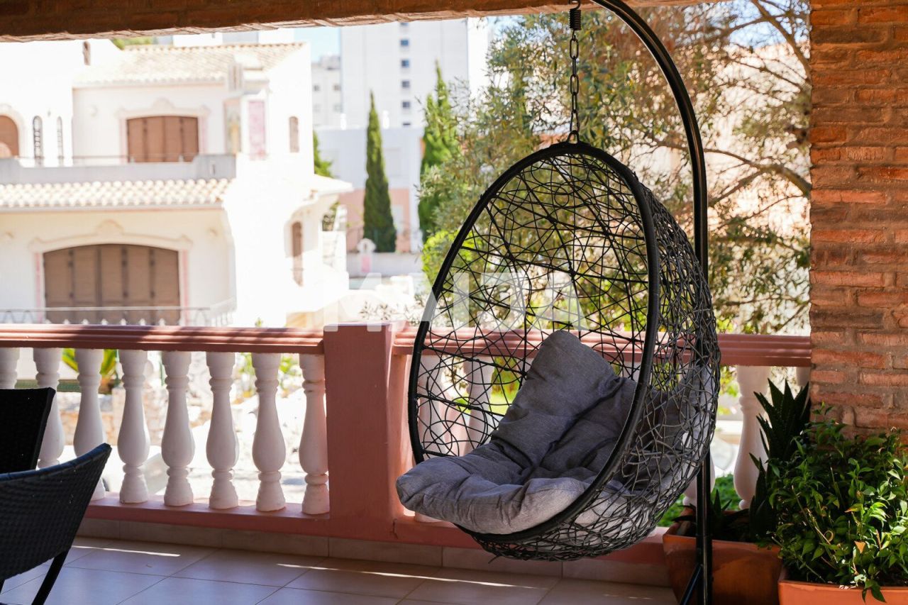 Villa in Portimão, Portugal, 300 m² - Foto 5