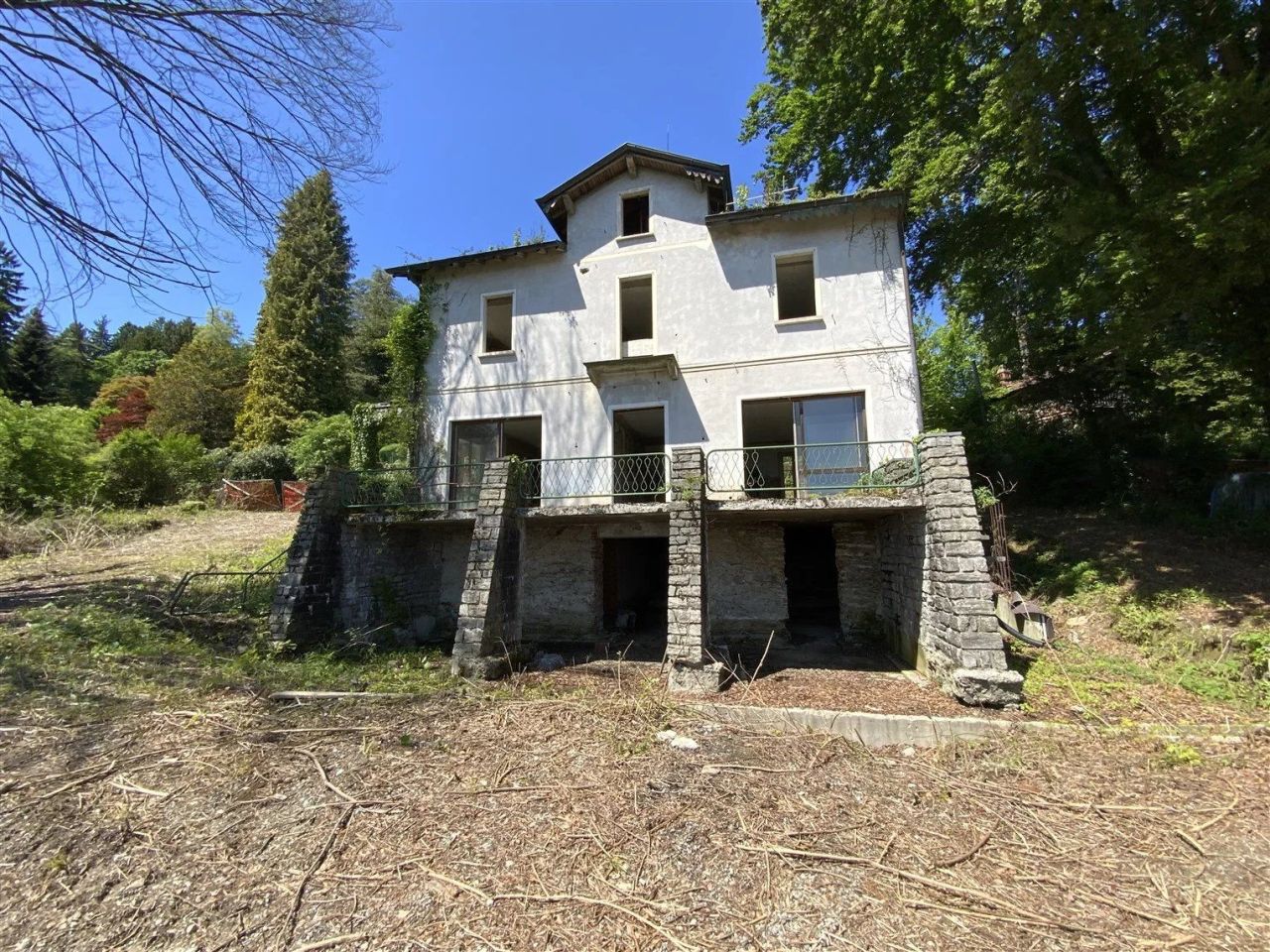Villa in Stresa, Italy, 340 m² - picture 10