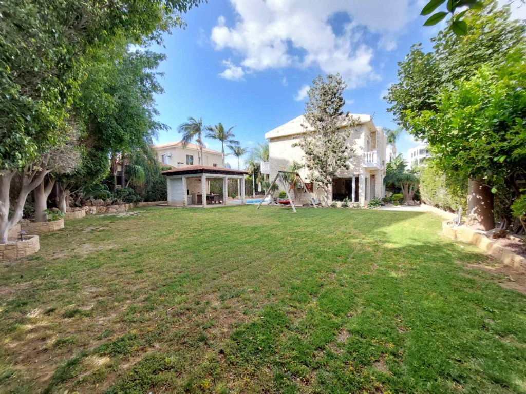Piso en Limasol, Chipre, 164 m² - imagen 1