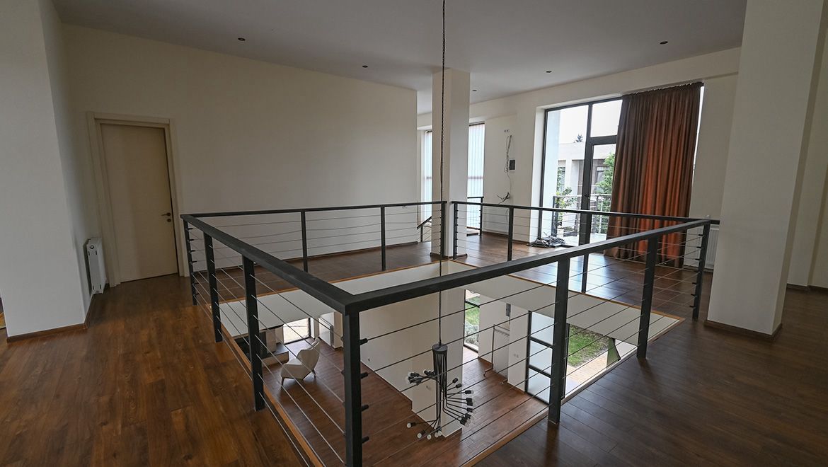 Casa a Tbilisi, Georgia, 380 m² - foto 5