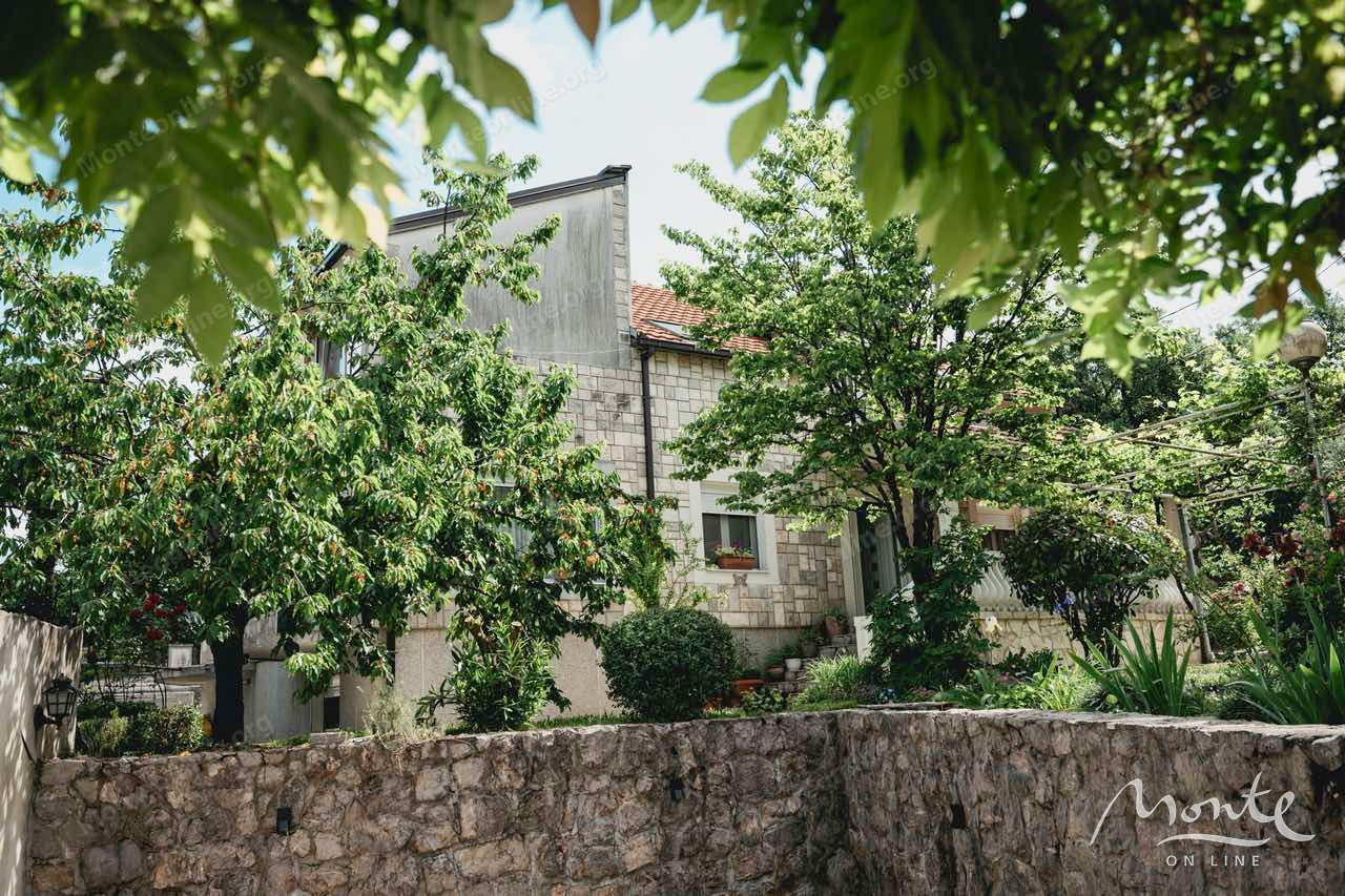 Villa in Podgorica, Montenegro, 350 m² - Foto 15