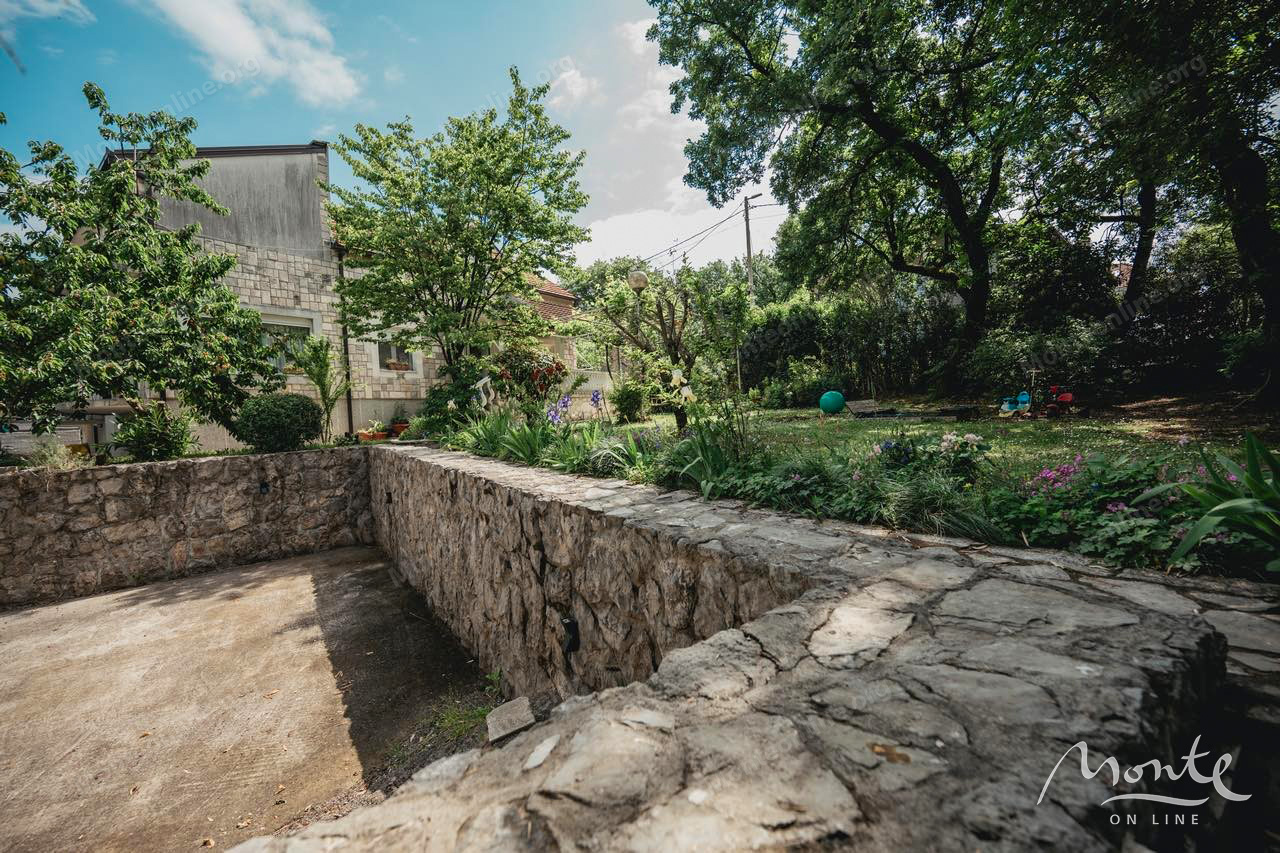 Villa in Podgorica, Montenegro, 350 m² - Foto 16