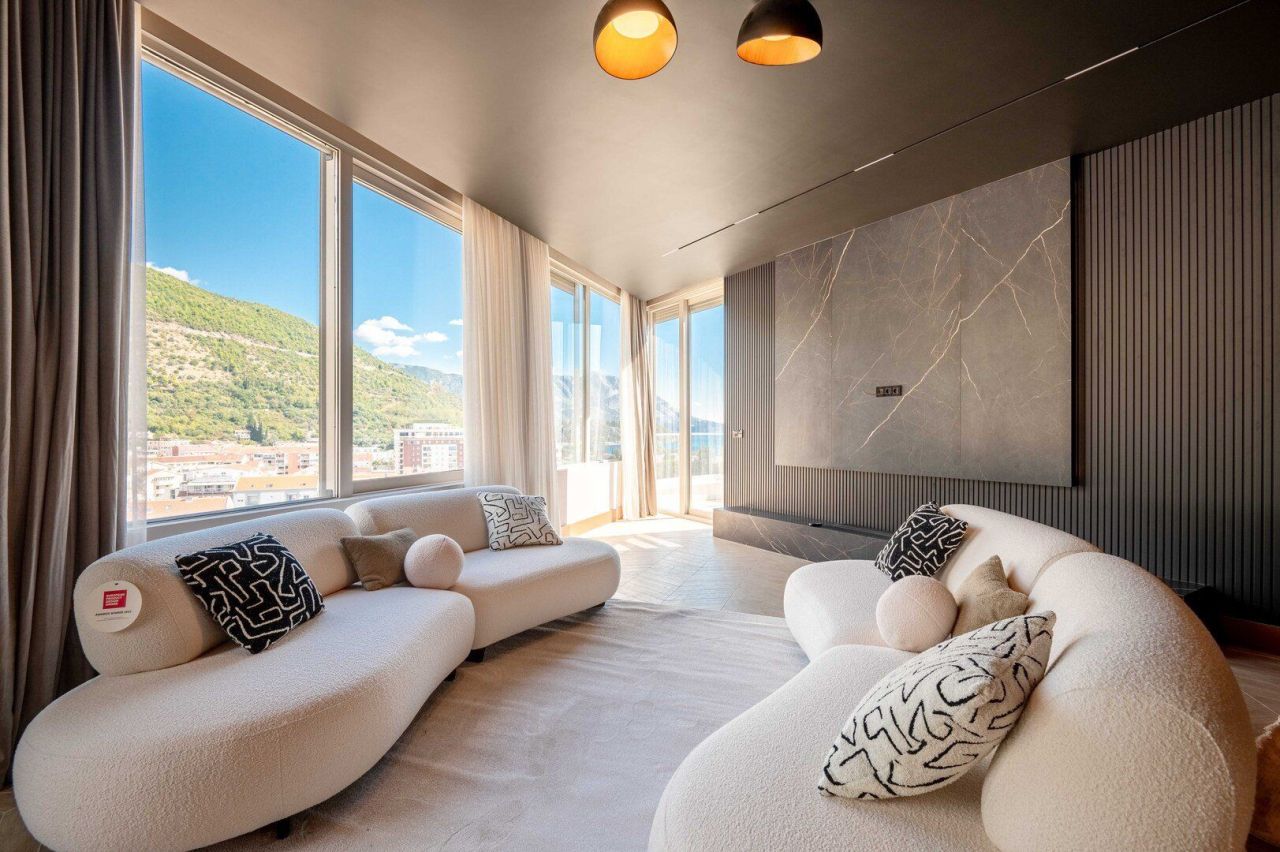 Appartement à Budva, Monténégro, 450 m² - image 1