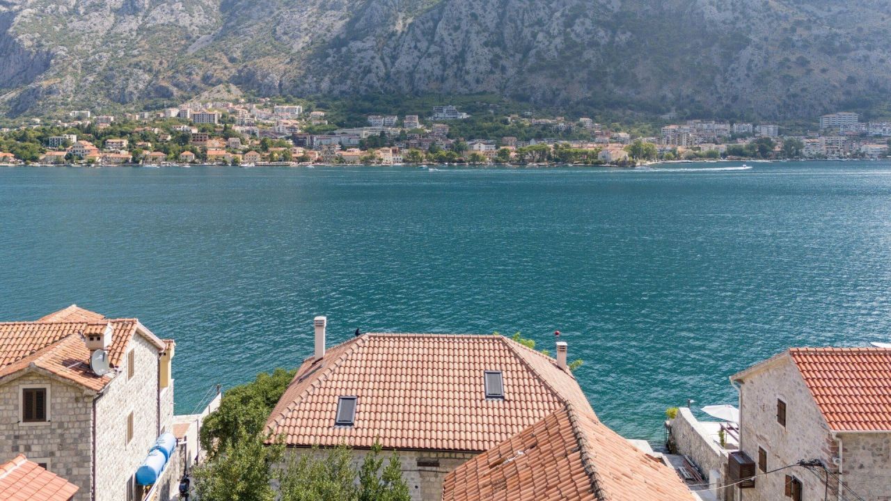 House in Muo, Montenegro, 183 m² - picture 1