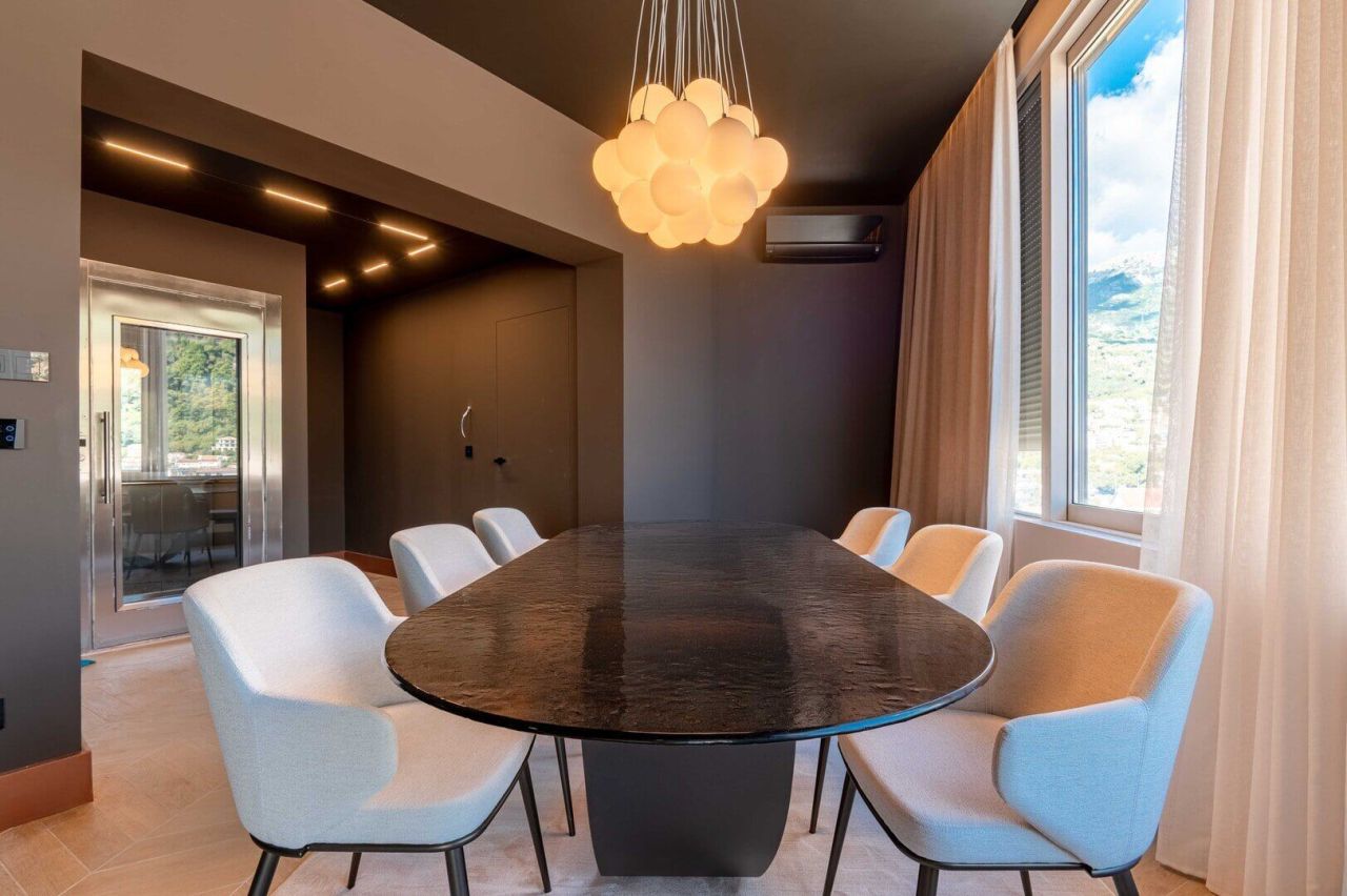 Apartment in Budva, Montenegro, 450 m² - picture 13