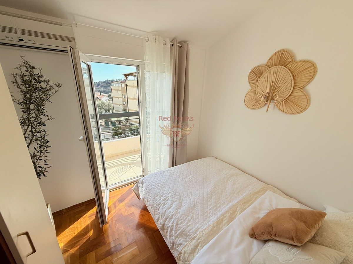 Flat in Petrovac, Montenegro, 26 m² - picture 7