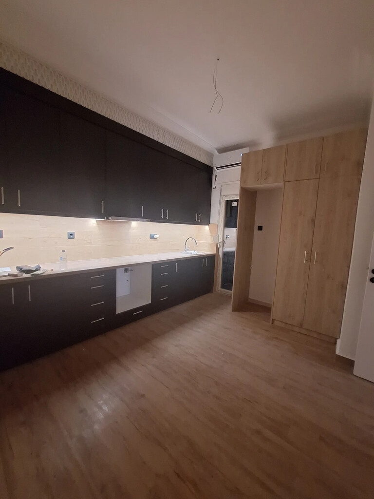 Flat in Athens, Greece, 57 m² - picture 2