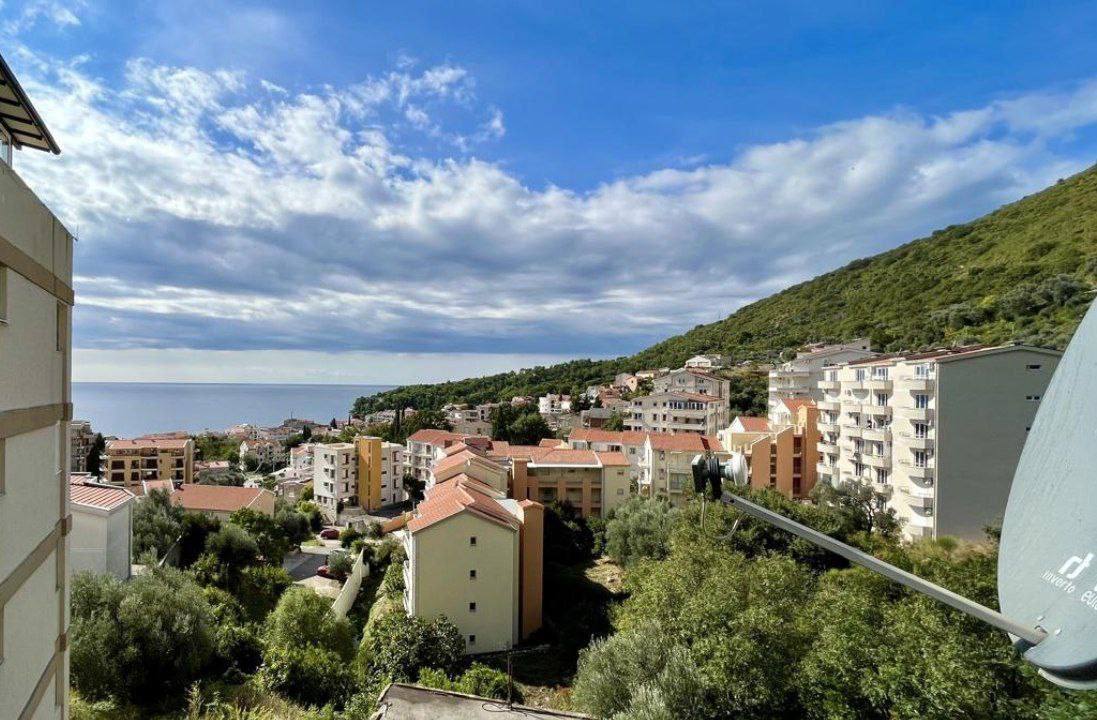 Flat in Petrovac, Montenegro, 70 m² - picture 7