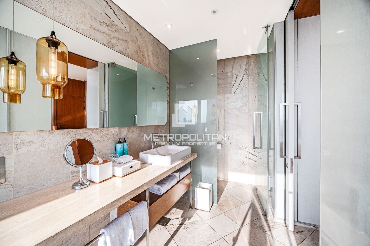 Apartment in Dubai, UAE, 49 m² - picture 9