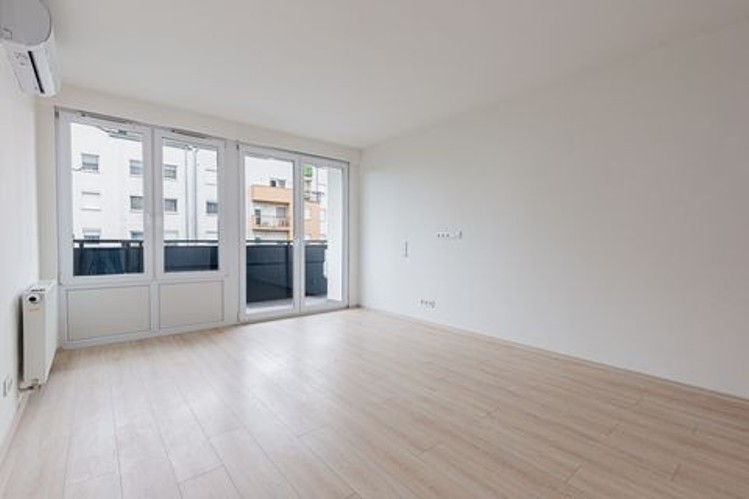 Flat in Budapest, Hungary, 77 m² - picture 7