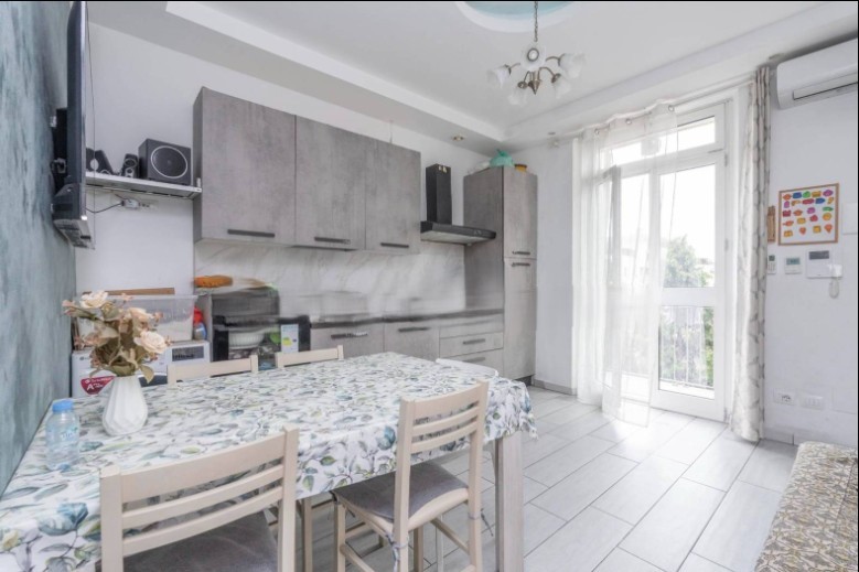 Piso en Turín, Italia, 70 m² - imagen 5