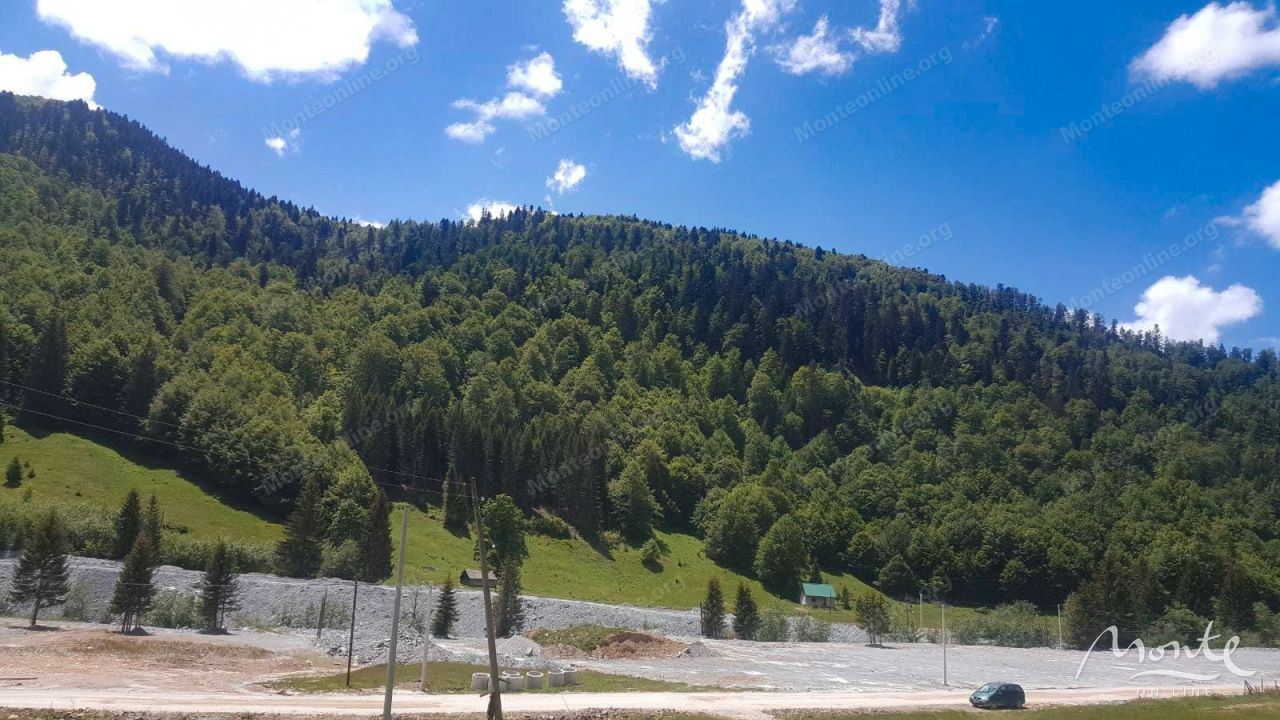 Land in Kolasin, Montenegro, 2 109 m² - picture 3