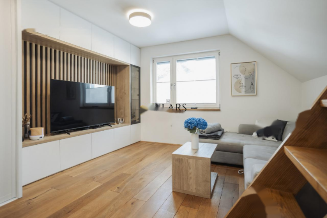 Flat in Ljubljana, Slovenia, 76 m² - picture 1