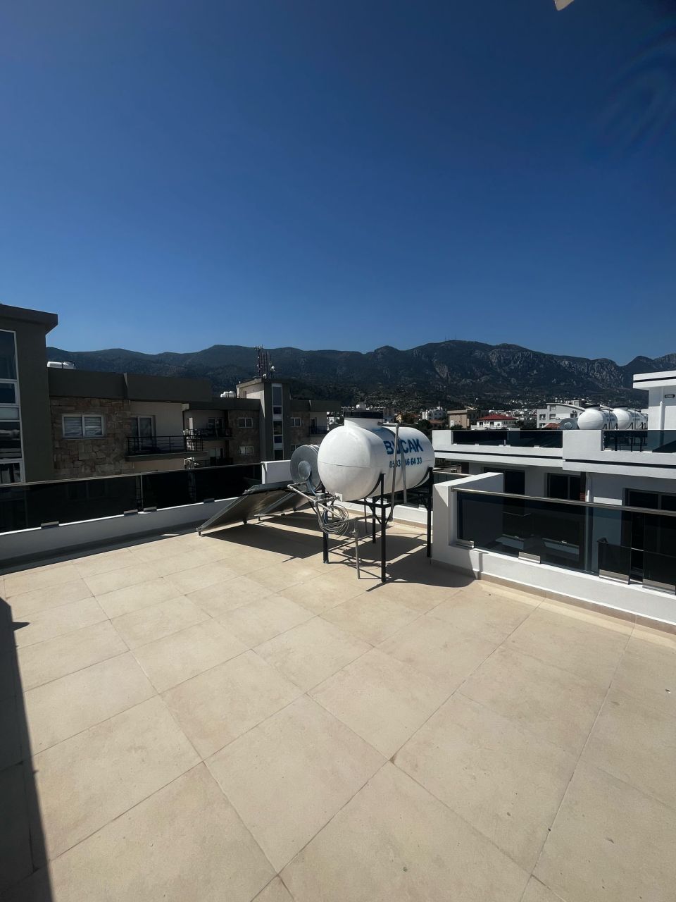 Piso en Alsancak, Chipre, 92 m² - imagen 7