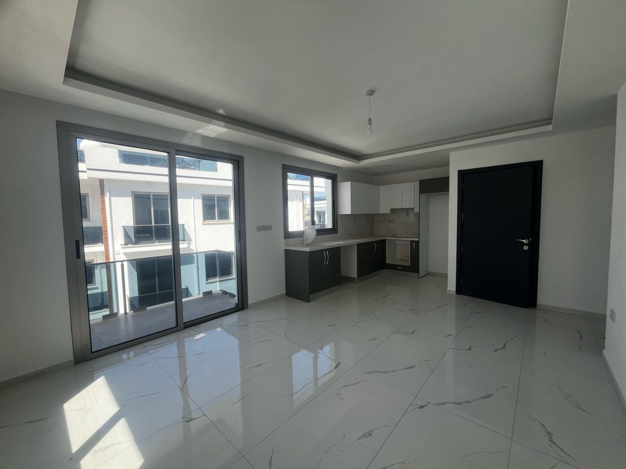 Piso en Alsancak, Chipre, 92 m² - imagen 12