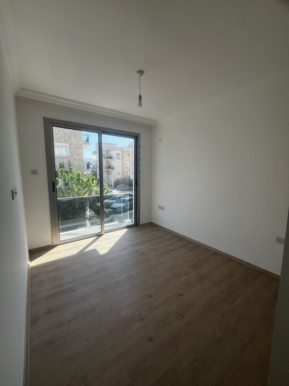 Piso en Alsancak, Chipre, 92 m² - imagen 14