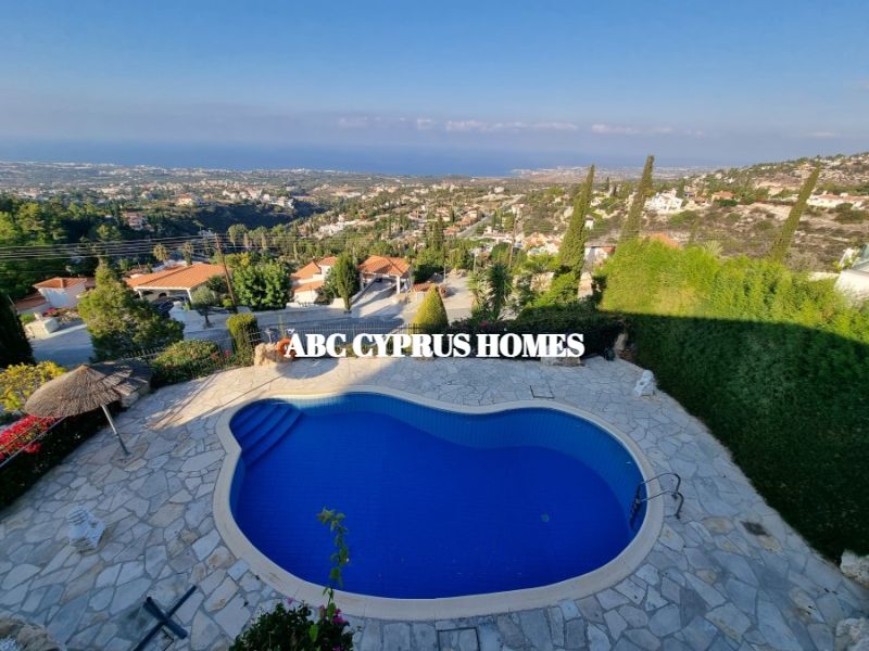 Villa in Paphos, Cyprus, 321 m² - picture 1