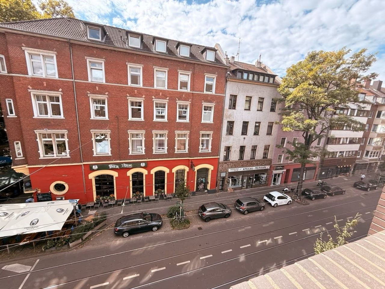 Piso en Düsseldorf, Alemania, 77 m² - imagen 1