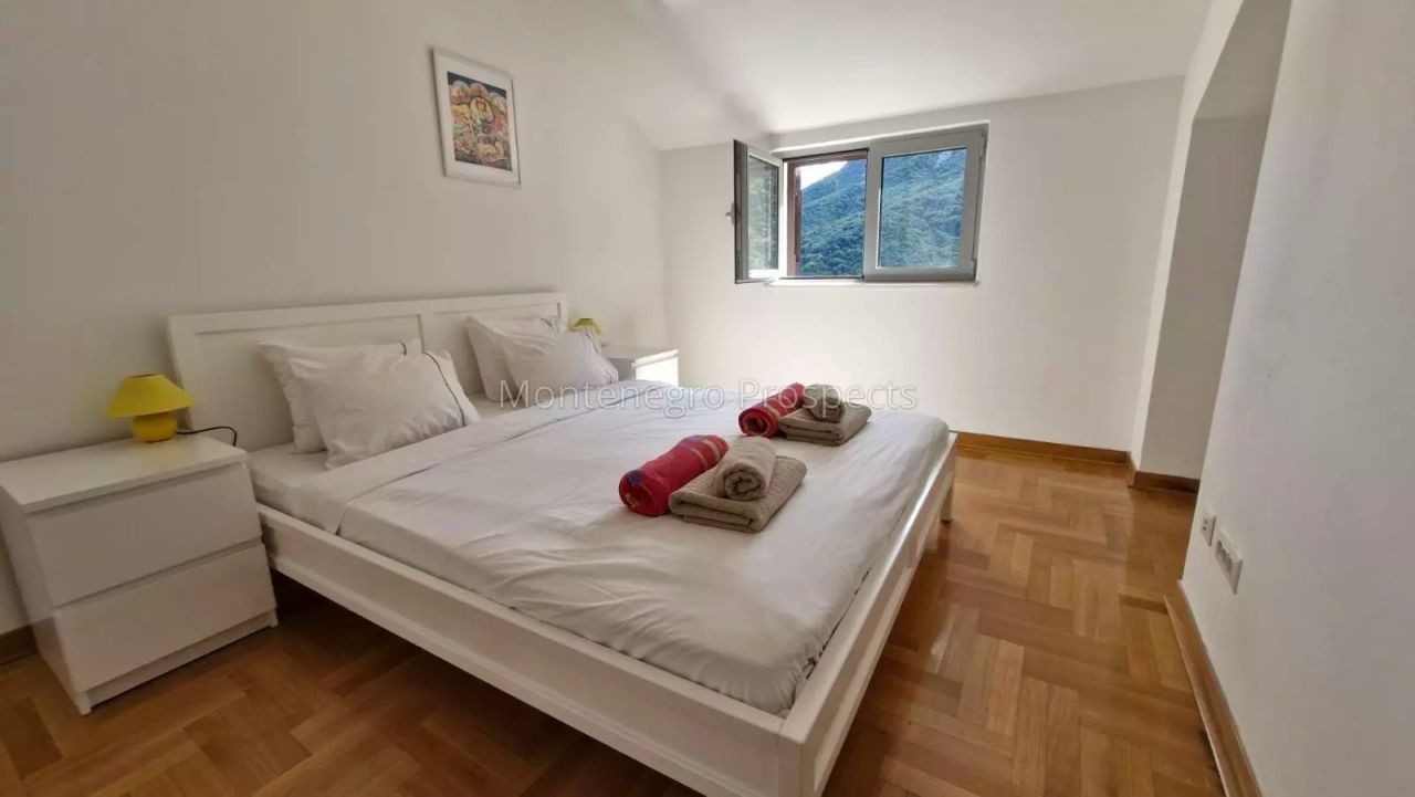 Flat in Morinj, Montenegro, 61 m² - picture 8