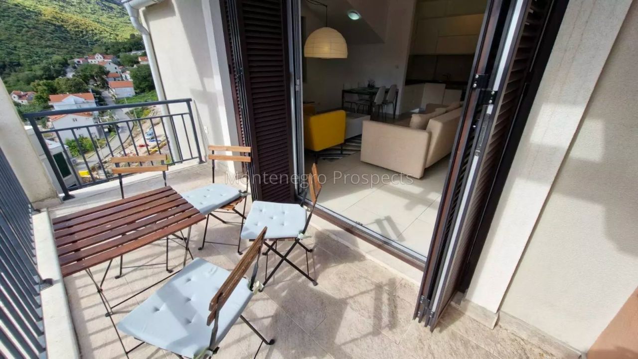 Flat in Morinj, Montenegro, 61 m² - picture 10