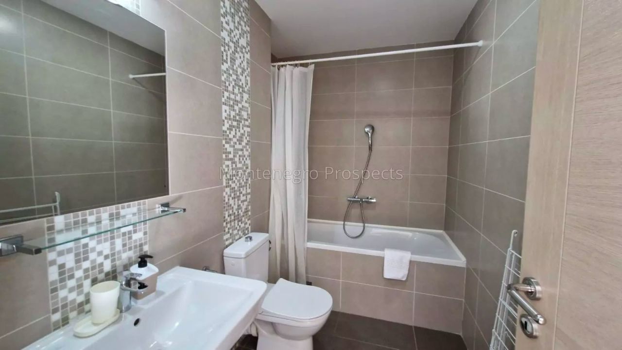 Flat in Morinj, Montenegro, 61 m² - picture 9