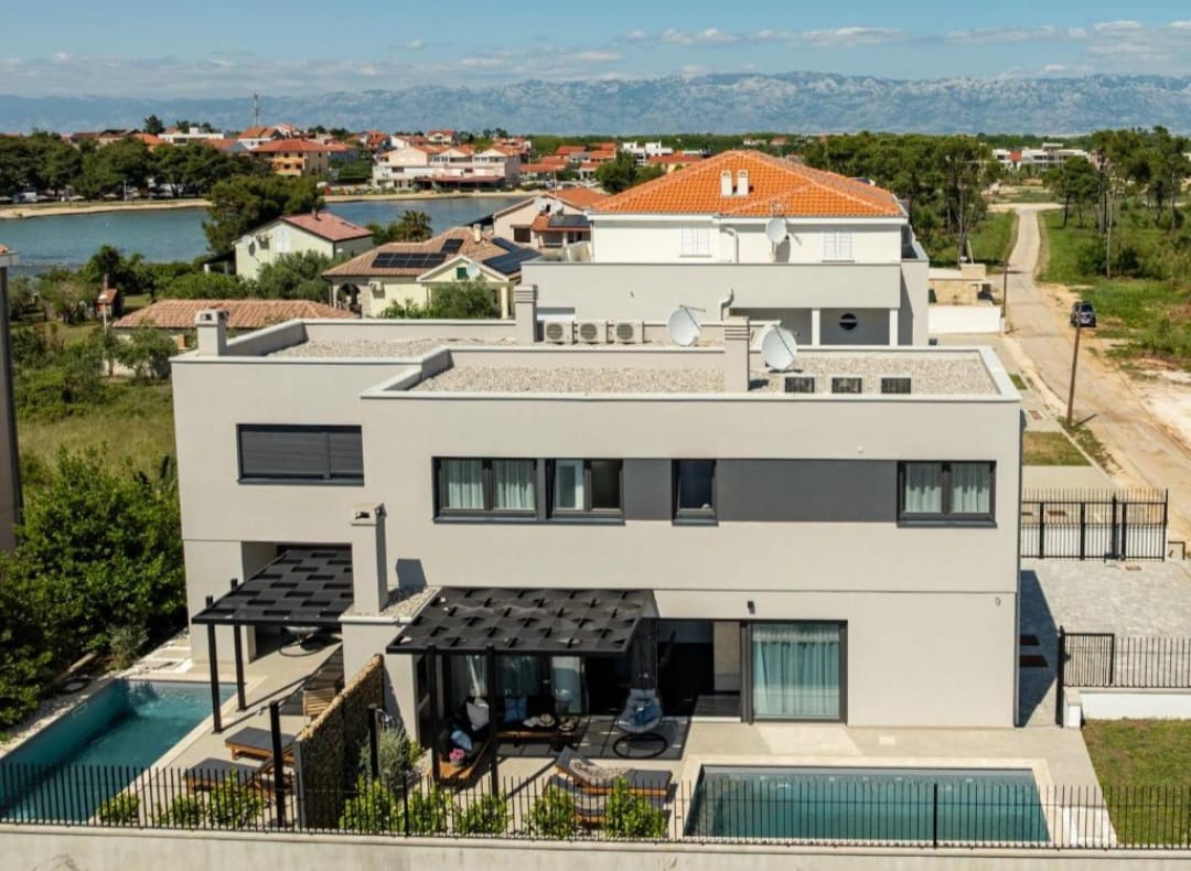 Flat in Zadar, Croatia, 100 m² - picture 1