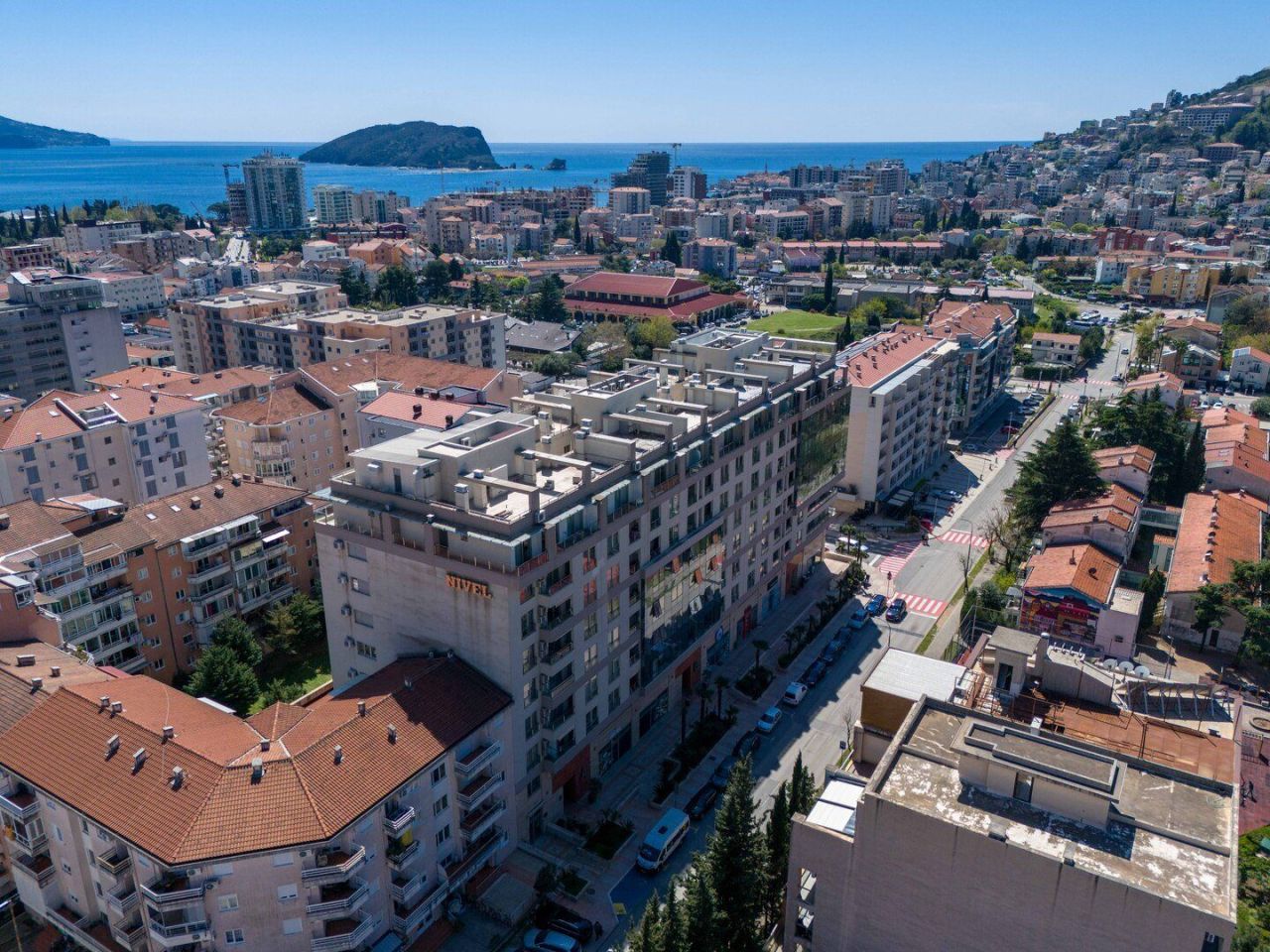 Apartamento en Budva, Montenegro, 83 m² - imagen 3