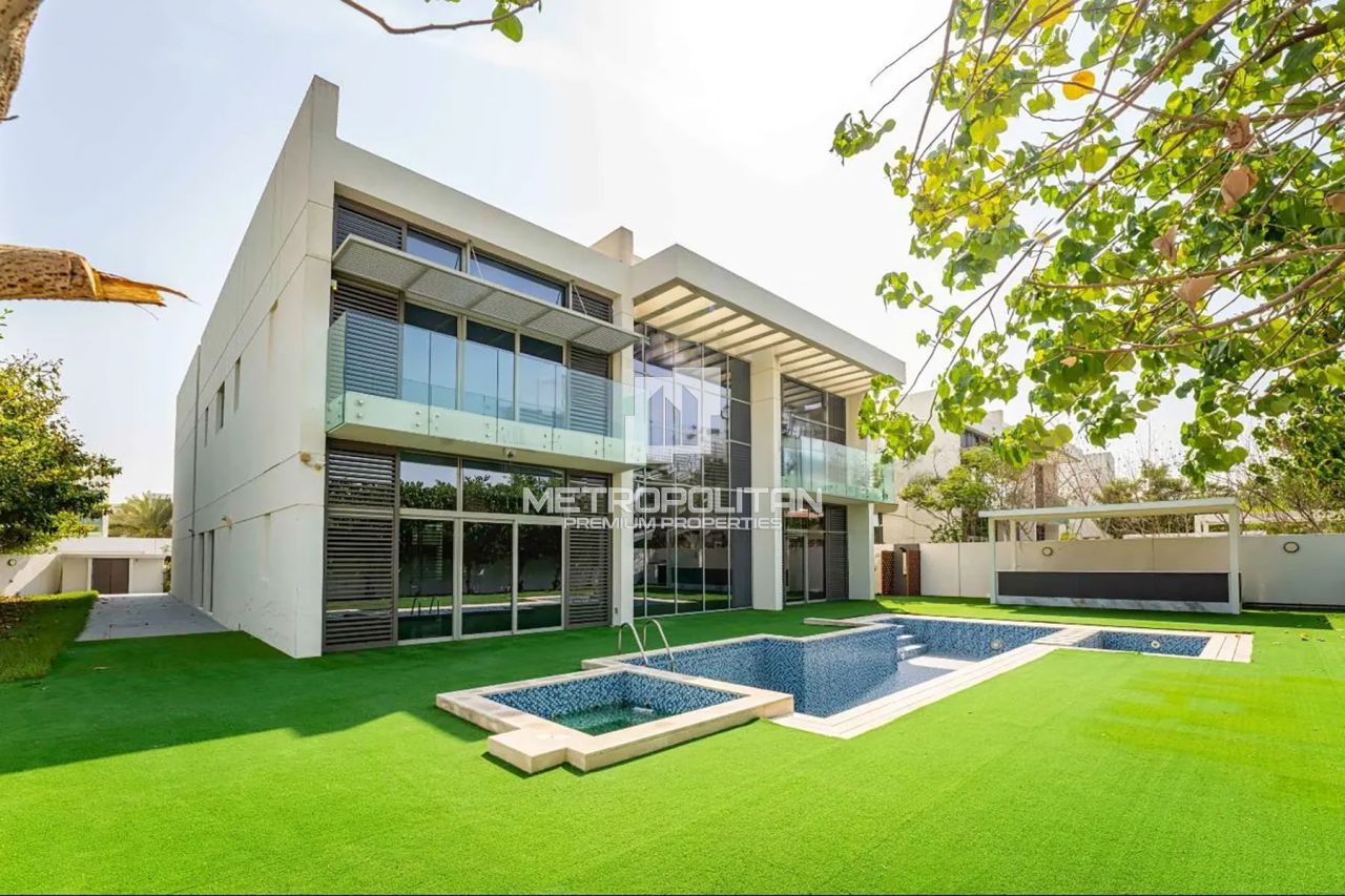 Villa in Dubai, UAE, 1 270 m² - picture 2