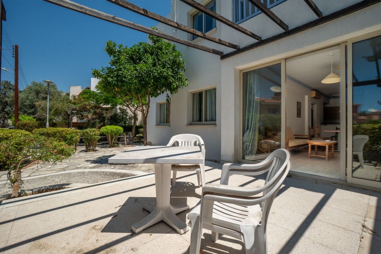 Apartment in Paphos, Cyprus - picture 16