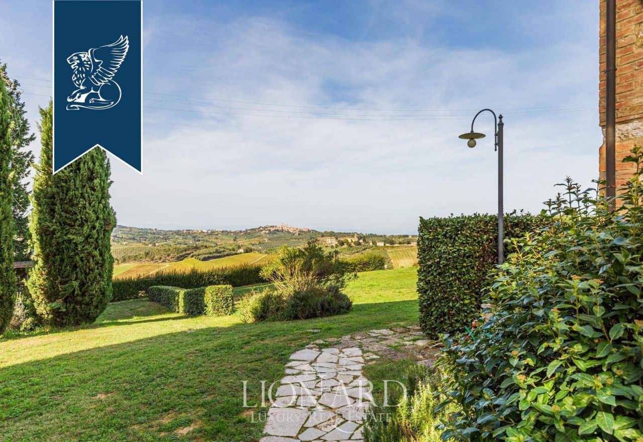Granja en San Gimignano, Italia, 3 900 m² - imagen 11
