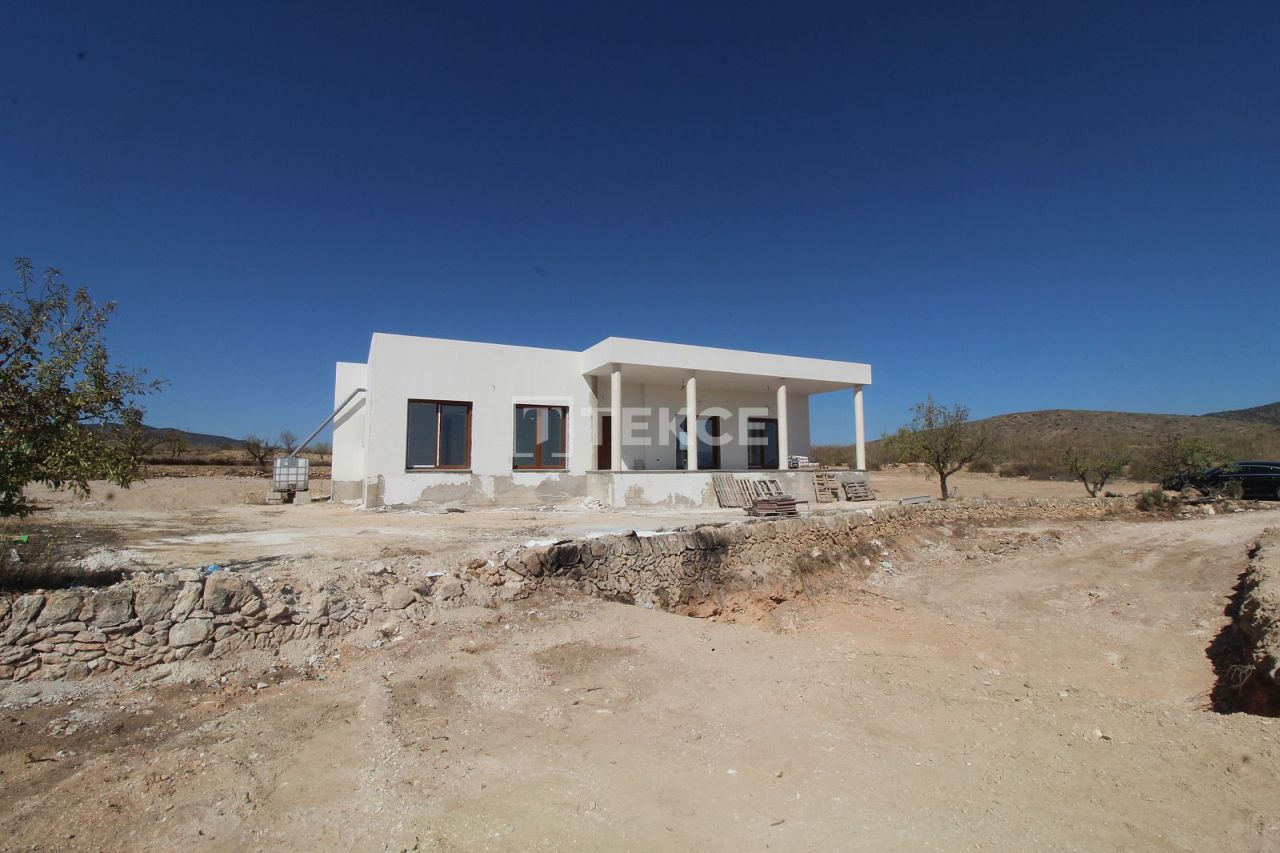 Villa à El Pinós, Espagne, 141 m² - image 9