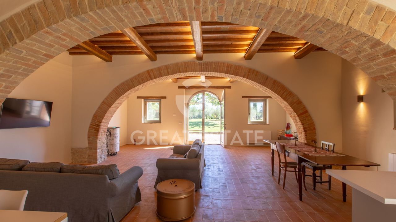 House in Marsciano, Italy, 812 m² - picture 13