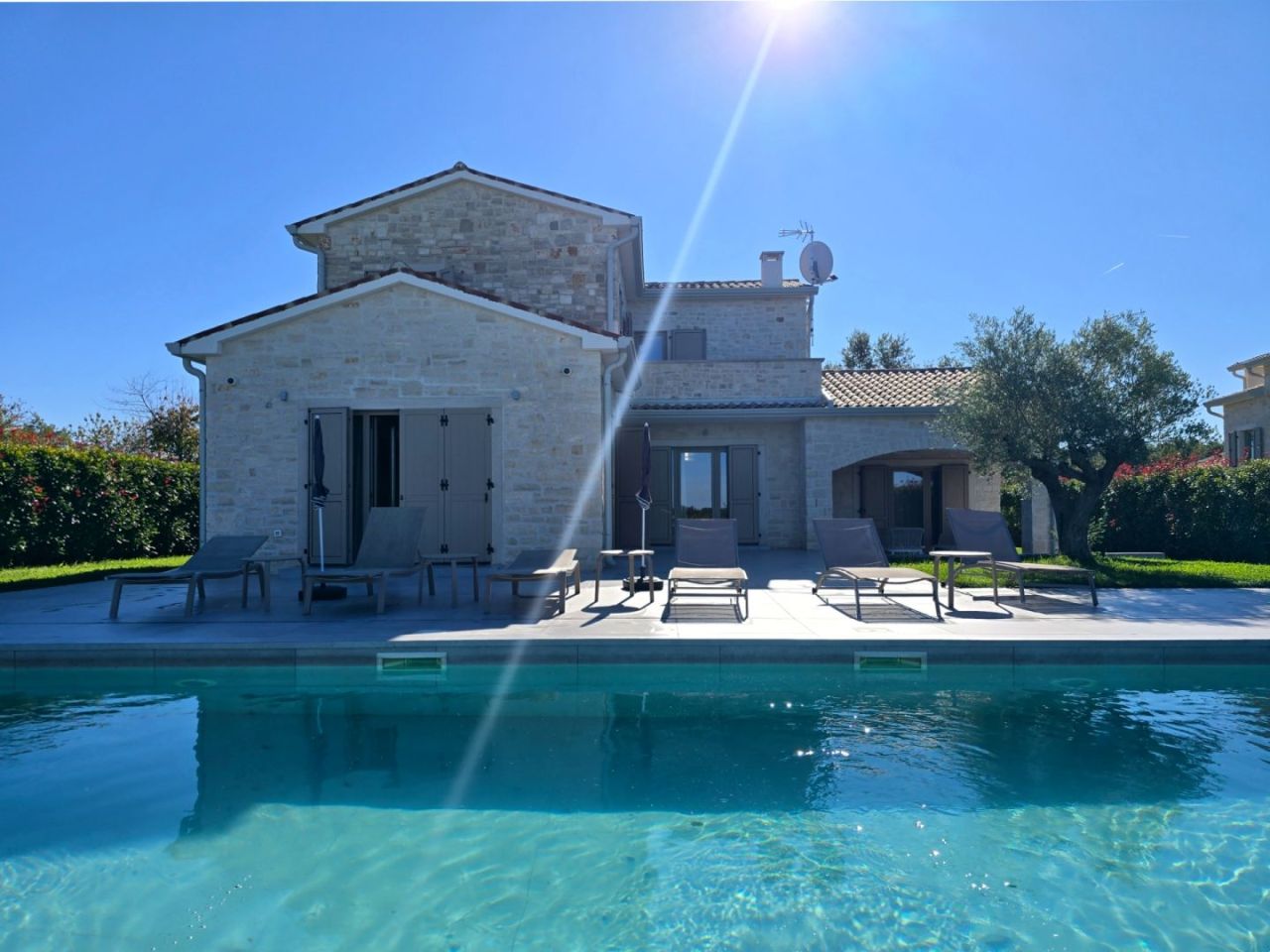Villa à Vižinada, Croatie, 150 m² - image 3